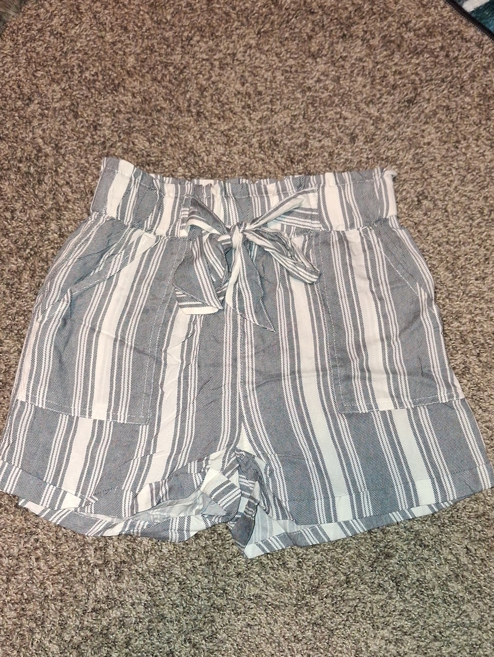 Striped Paperbag Waist Women's Shorts - Gray & White